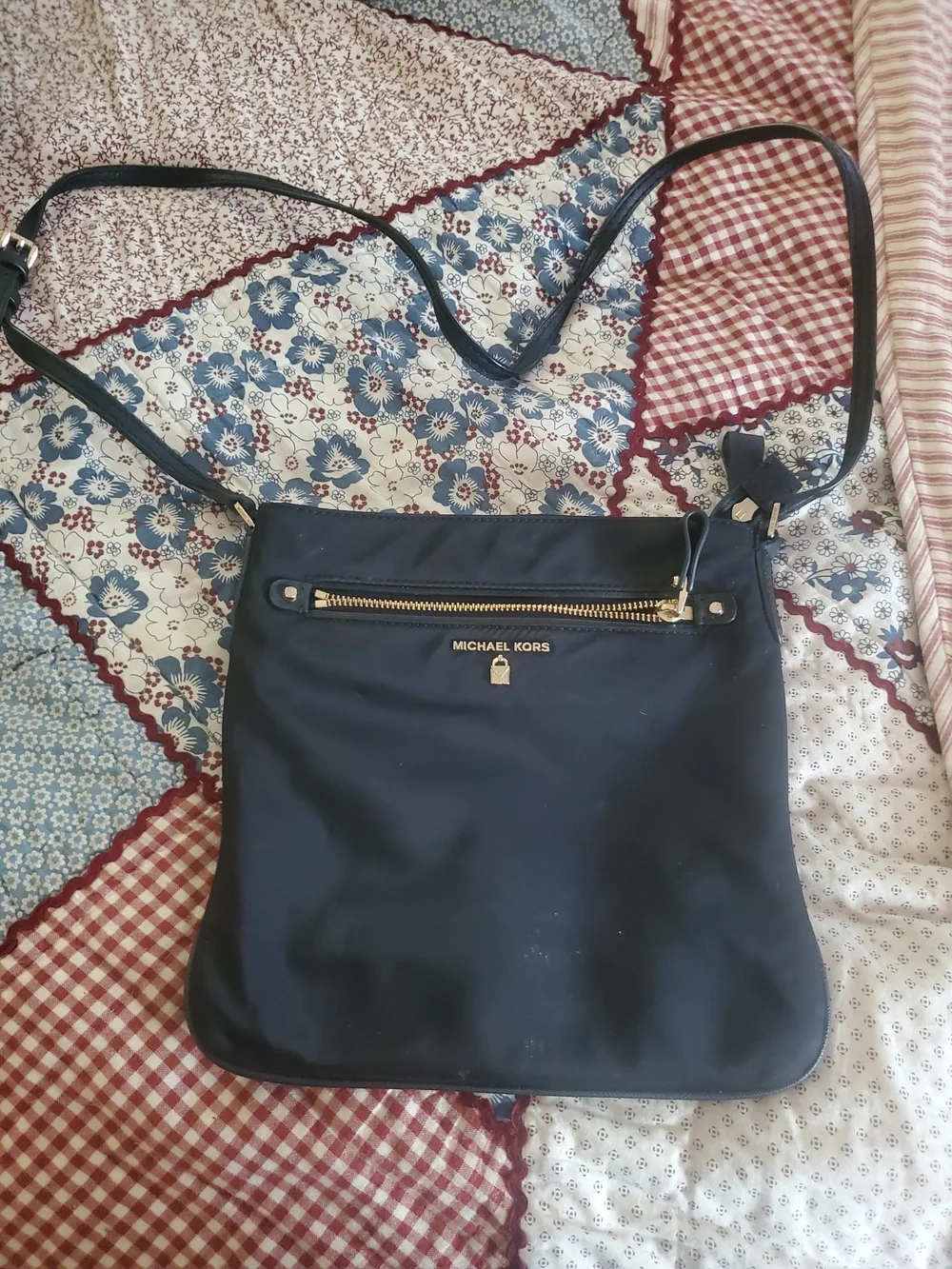 Michael Kors Black Nylon Shoulder Bag with Gold Accents - Picture 2 of 4